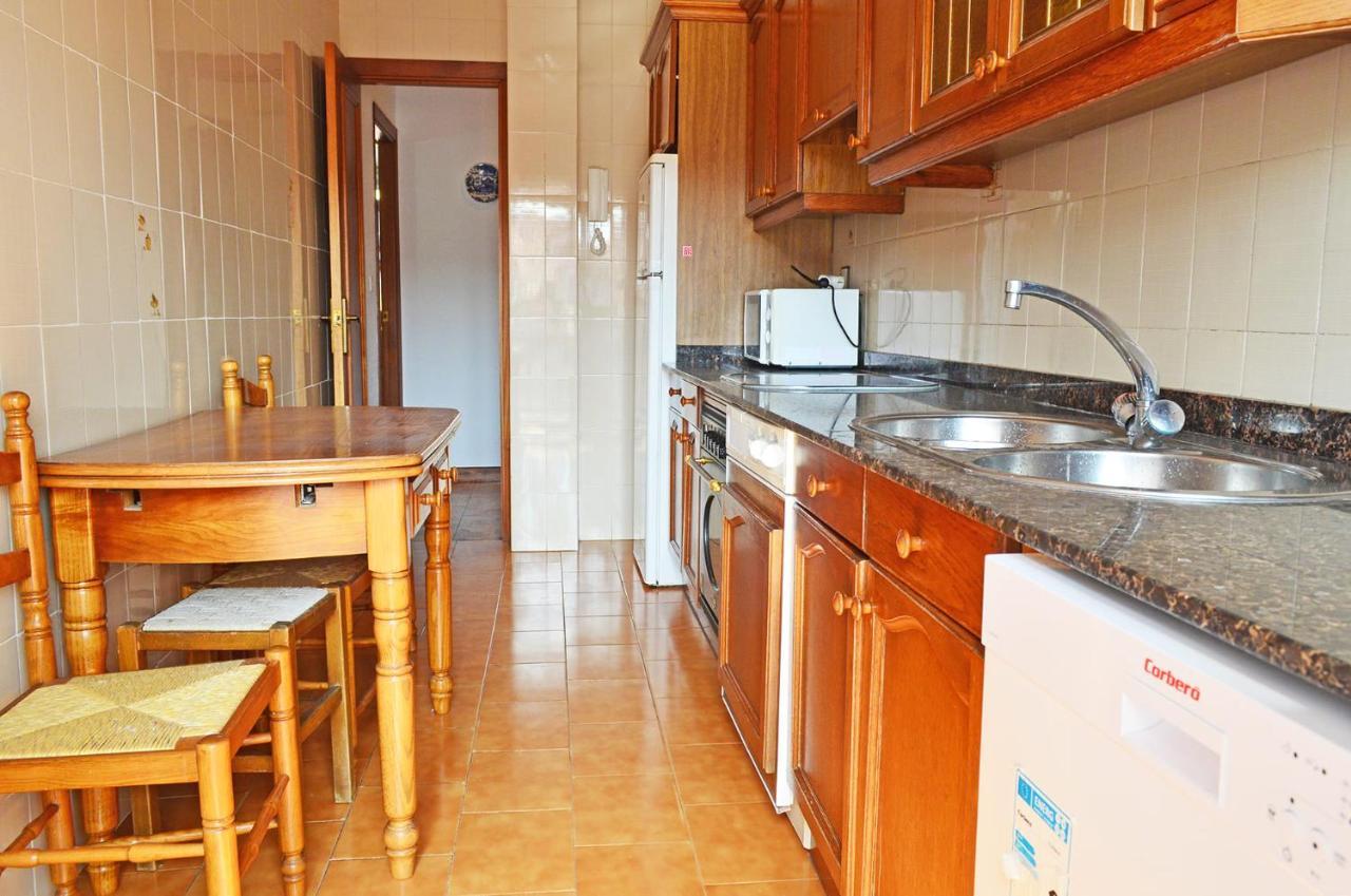 Apartamento El Corro: Con Parking En Pleno Centro De Comillas Dış mekan fotoğraf