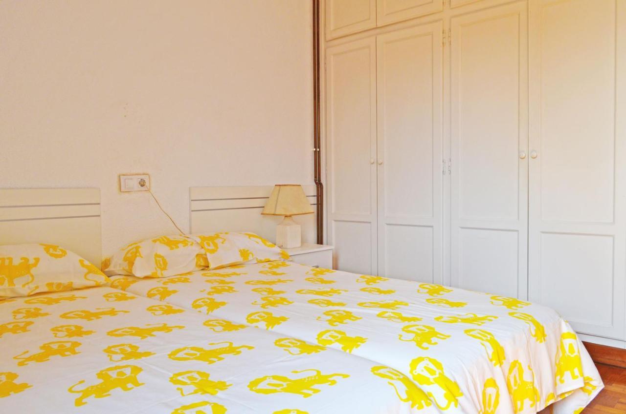 Apartamento El Corro: Con Parking En Pleno Centro De Comillas Dış mekan fotoğraf