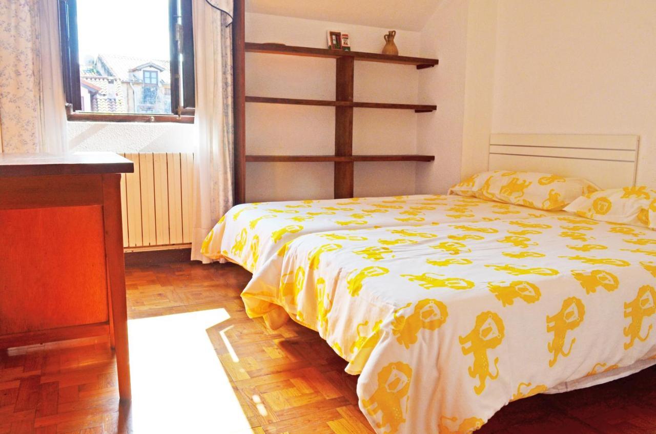 Apartamento El Corro: Con Parking En Pleno Centro De Comillas Dış mekan fotoğraf