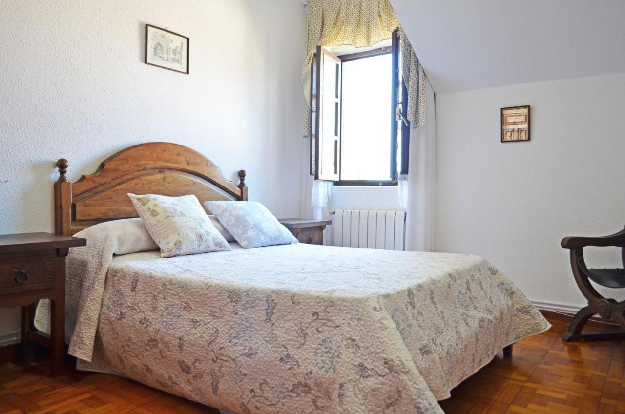 Apartamento El Corro: Con Parking En Pleno Centro De Comillas Dış mekan fotoğraf