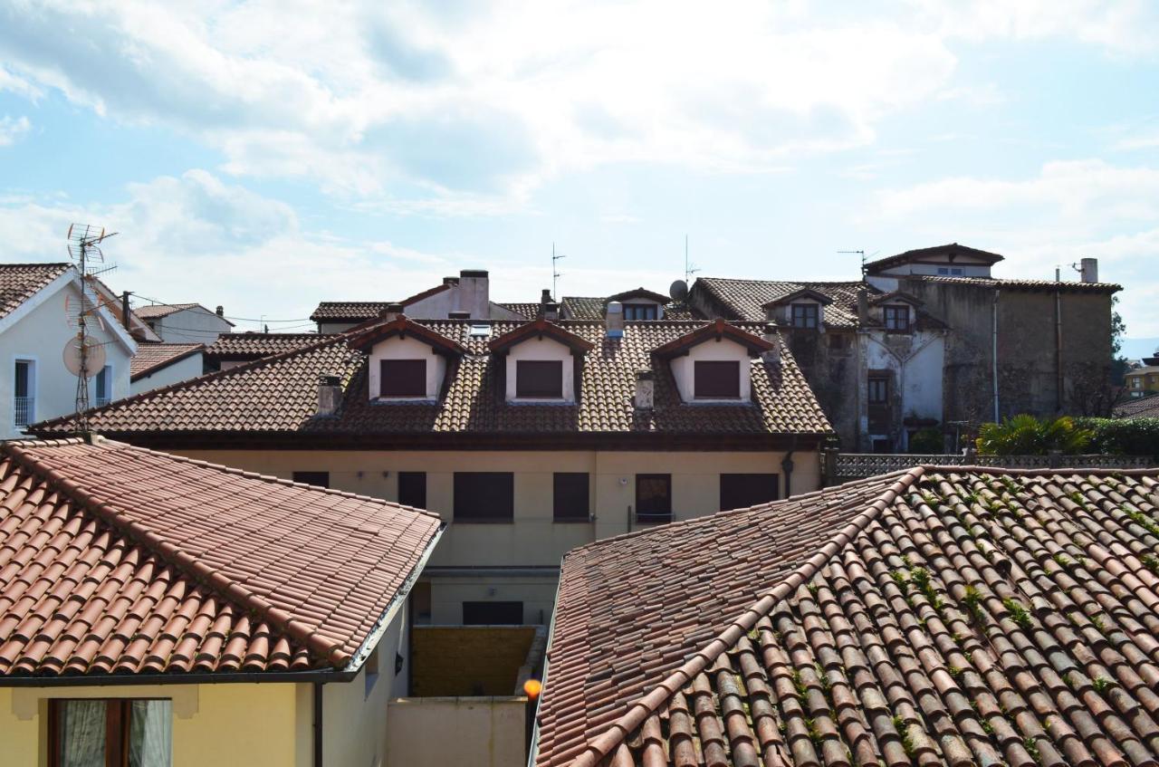 Apartamento El Corro: Con Parking En Pleno Centro De Comillas Dış mekan fotoğraf